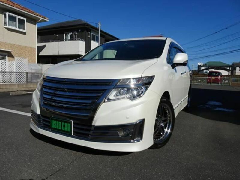 NISSAN　ELGRAND