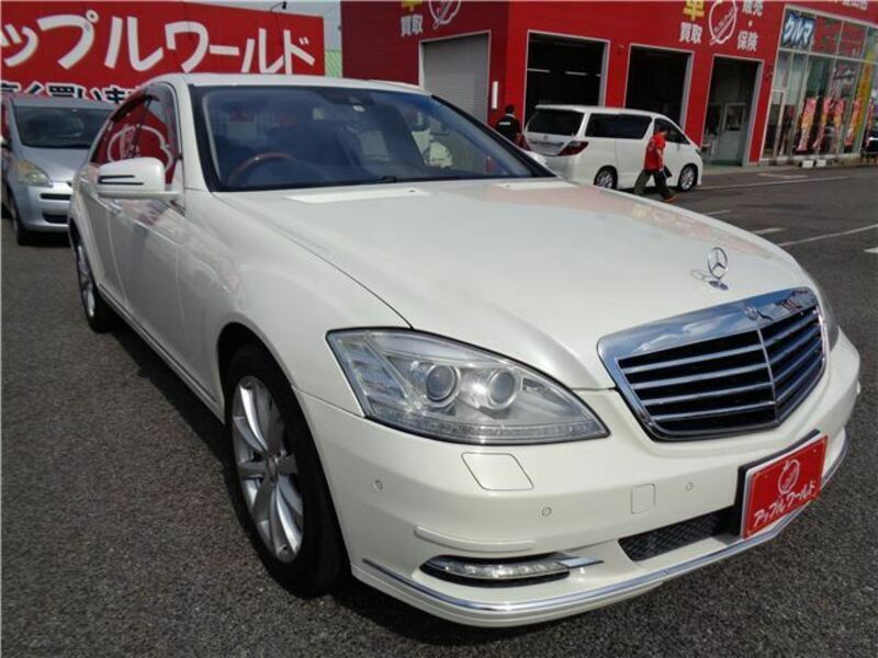 MERCEDES-BENZ　S-CLASS