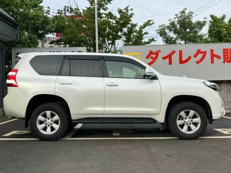 LAND CRUISER PRADO-3