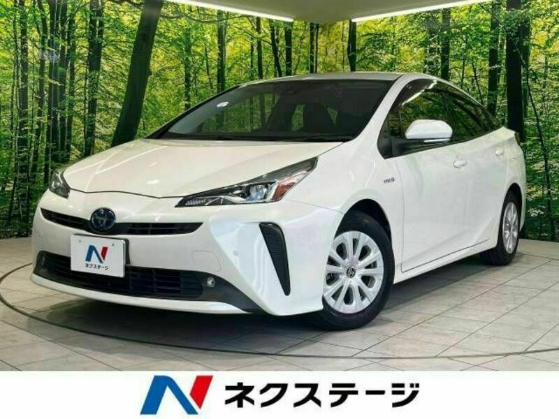 TOYOTA　PRIUS