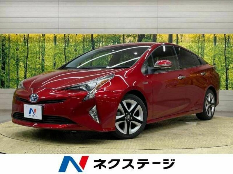 TOYOTA　PRIUS