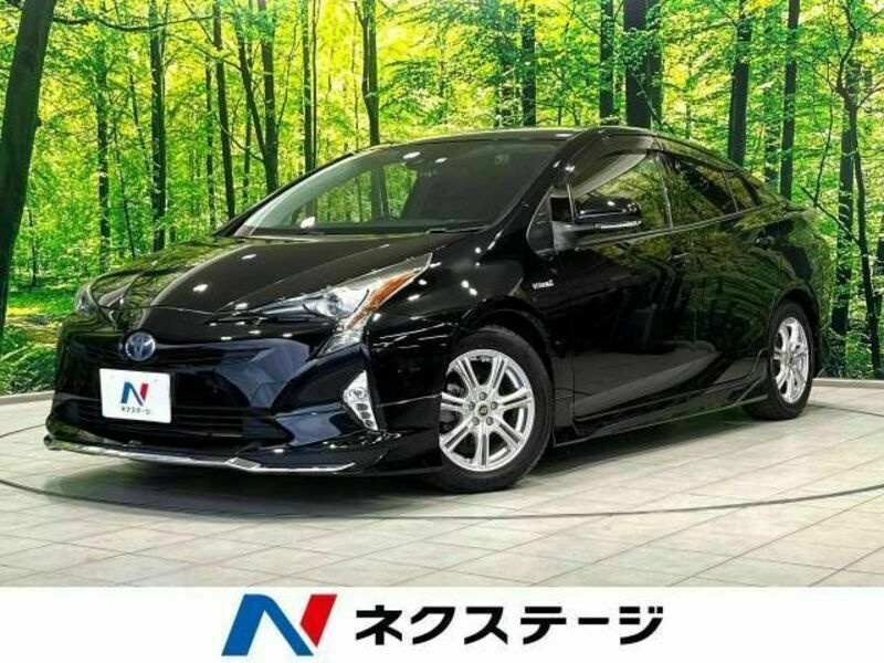 TOYOTA　PRIUS