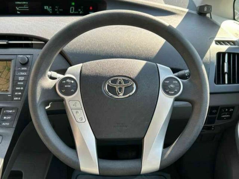 PRIUS-9