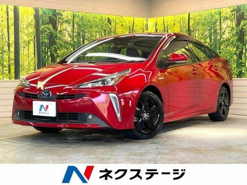 TOYOTA　PRIUS