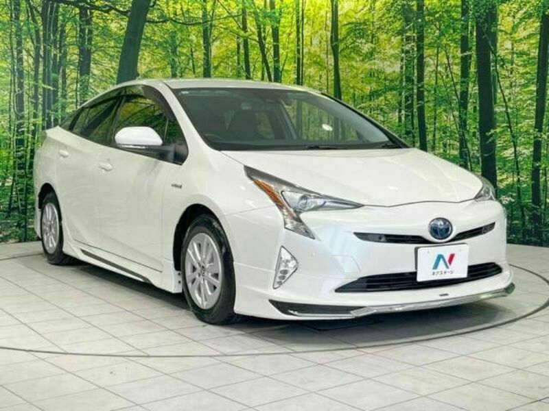 PRIUS-16