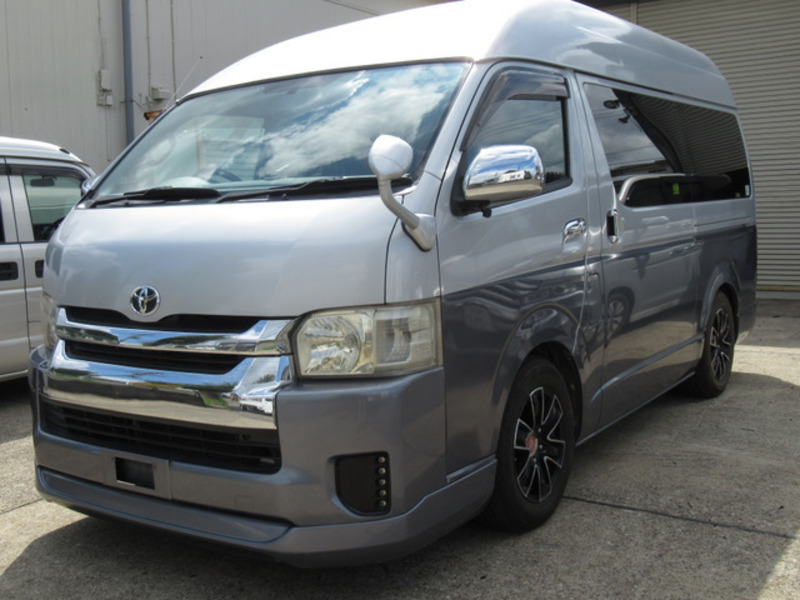 HIACE-4