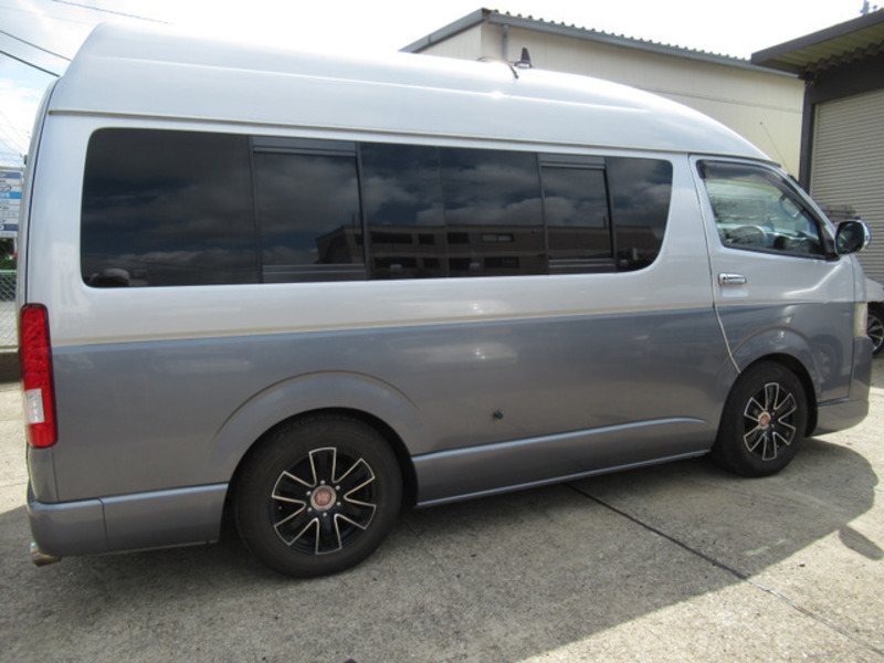 HIACE-7