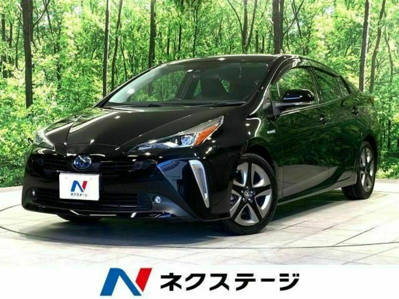 TOYOTA　PRIUS