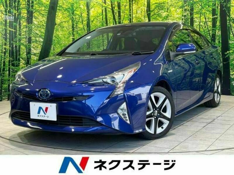 TOYOTA　PRIUS