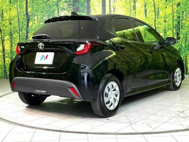 YARIS-17