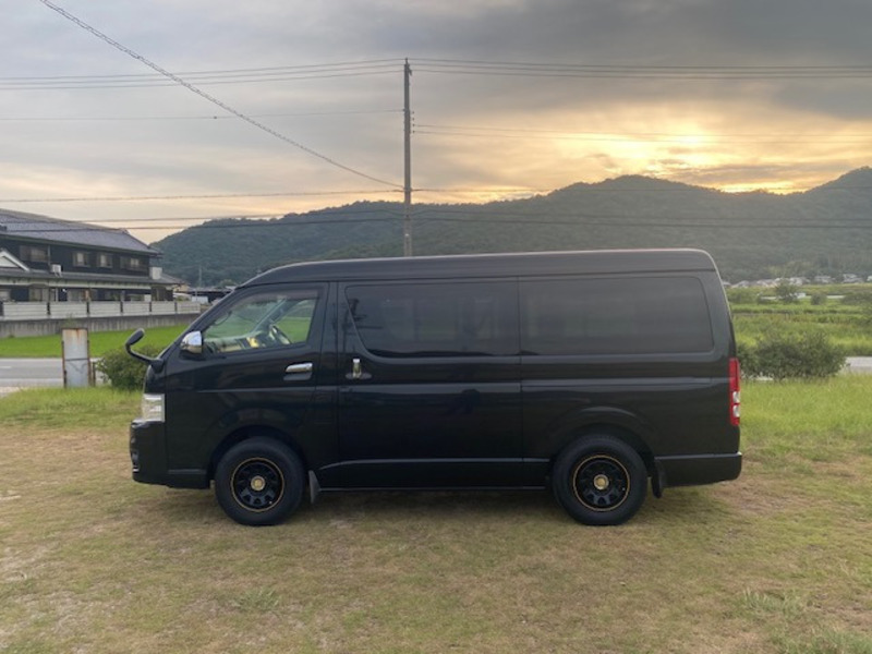 HIACE-15