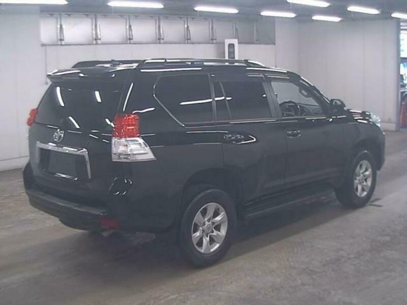 LAND CRUISER PRADO-1