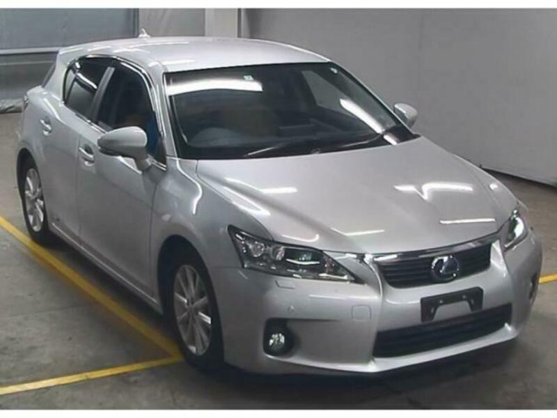 LEXUS　CT