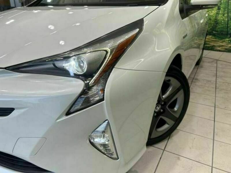 PRIUS-12