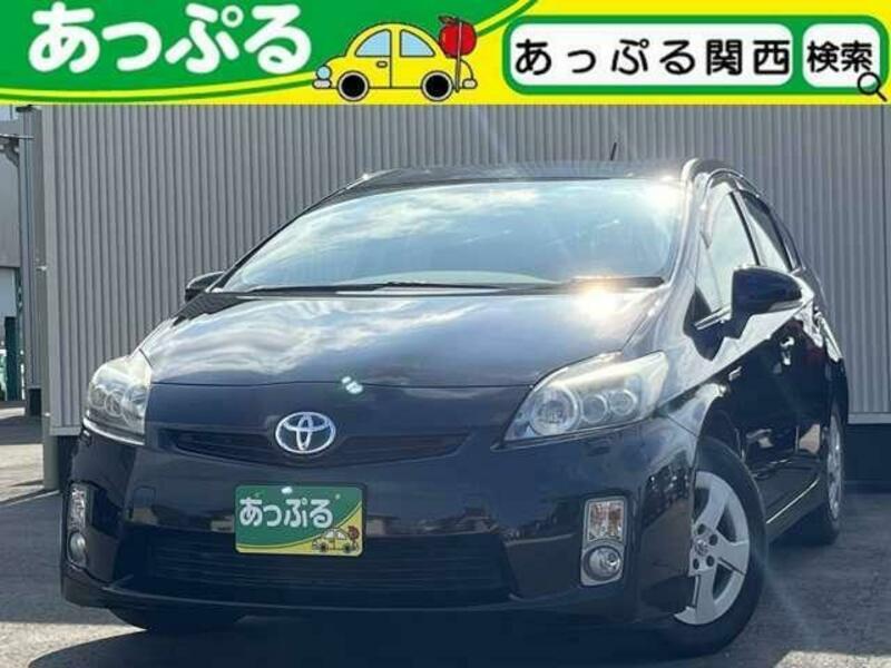 TOYOTA　PRIUS