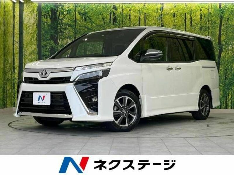 TOYOTA　VOXY