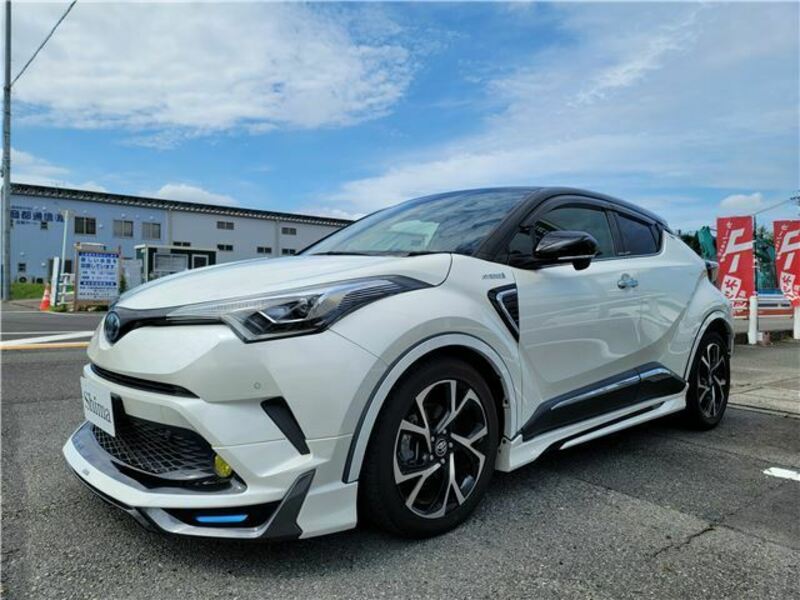 TOYOTA　C-HR