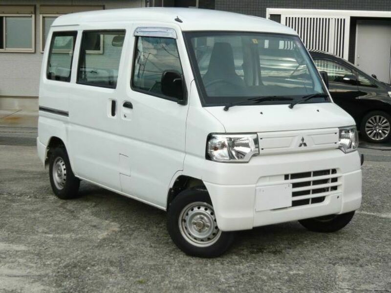 MITSUBISHI　MINICAB VAN