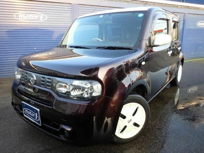 NISSAN　CUBE