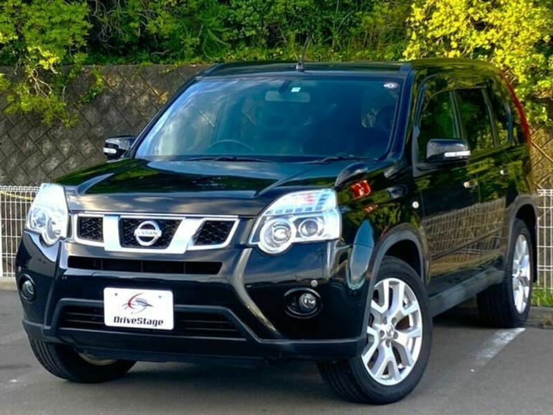 NISSAN　X-TRAIL