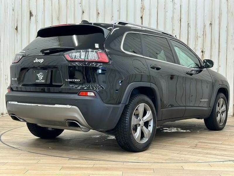 JEEP CHEROKEE-16