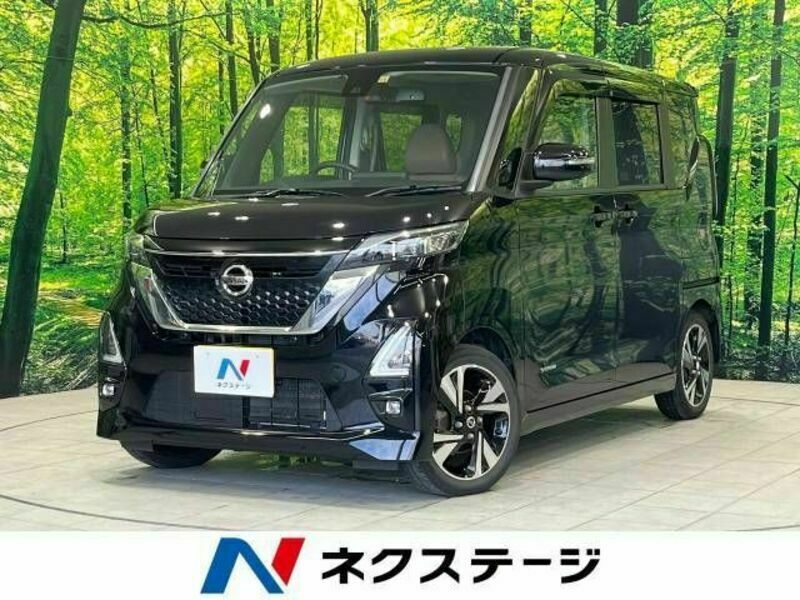 NISSAN　ROOX