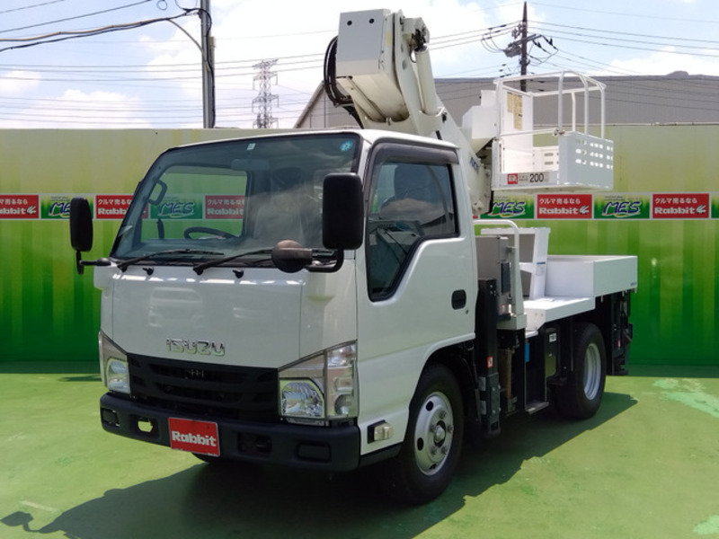 ISUZU　ELF