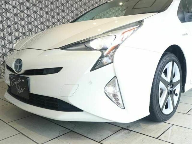 PRIUS-14