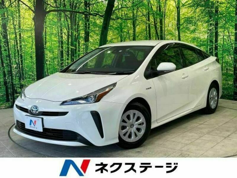 TOYOTA　PRIUS