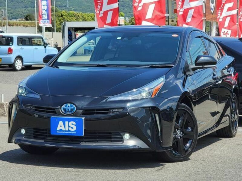 TOYOTA　PRIUS