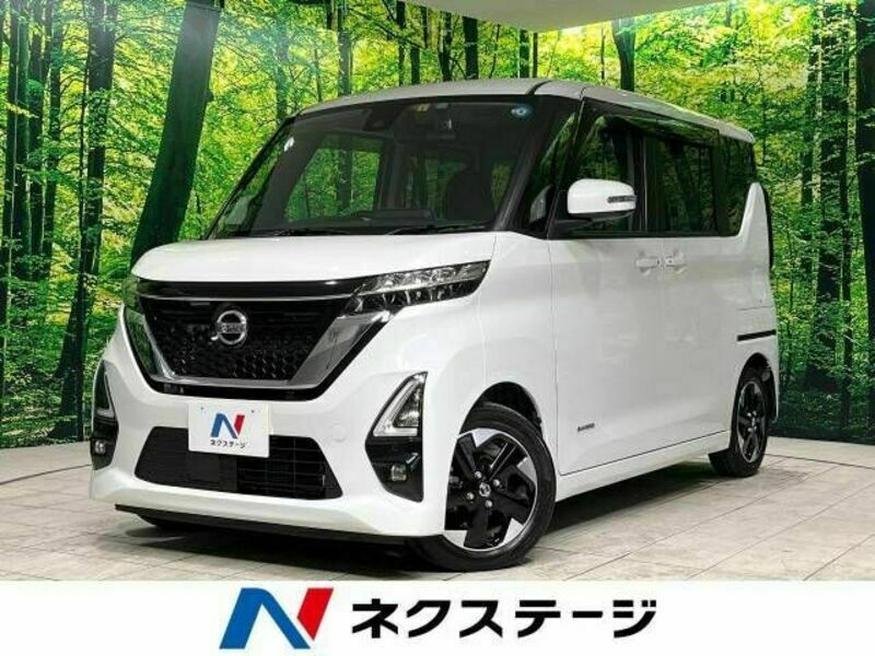 NISSAN　ROOX