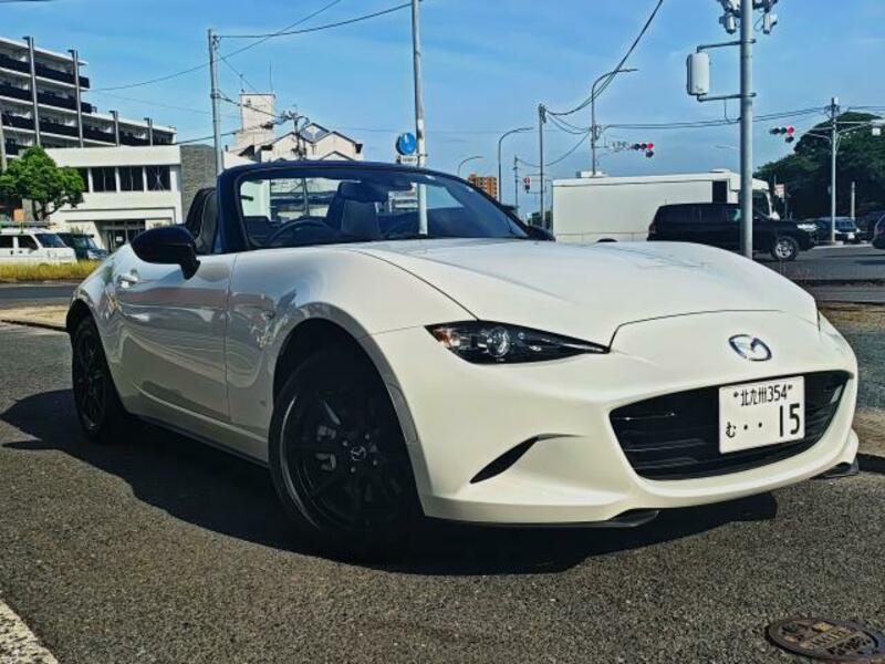 MAZDA　ROADSTER