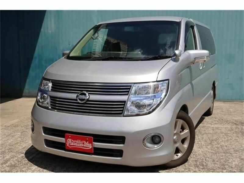 NISSAN　ELGRAND