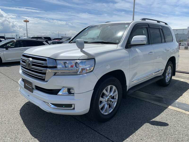 TOYOTA　LAND CRUISER