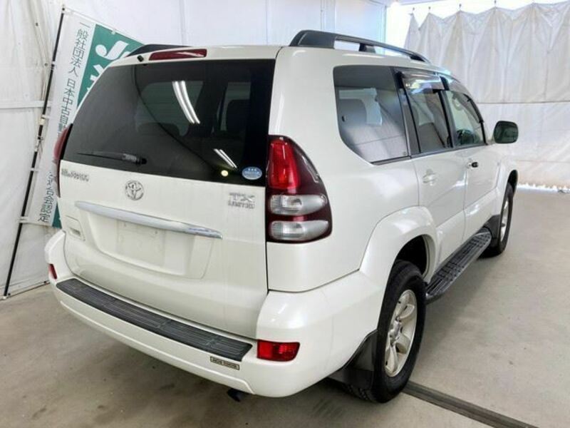 LAND CRUISER PRADO-4