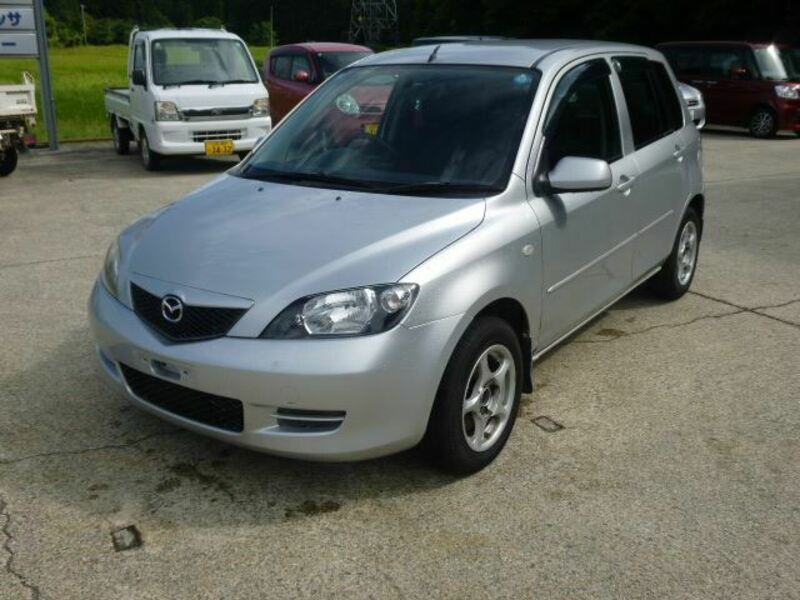 MAZDA　DEMIO