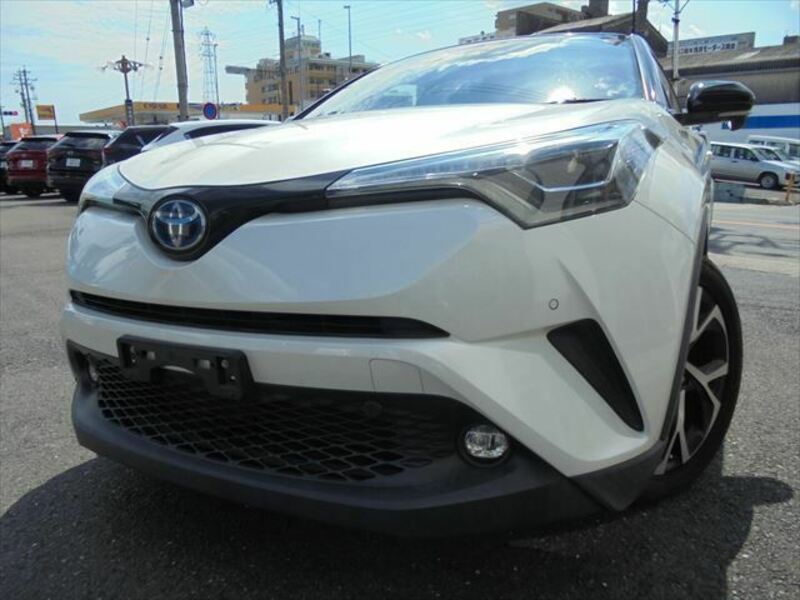 TOYOTA　C-HR