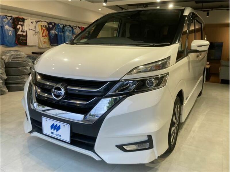 NISSAN　SERENA