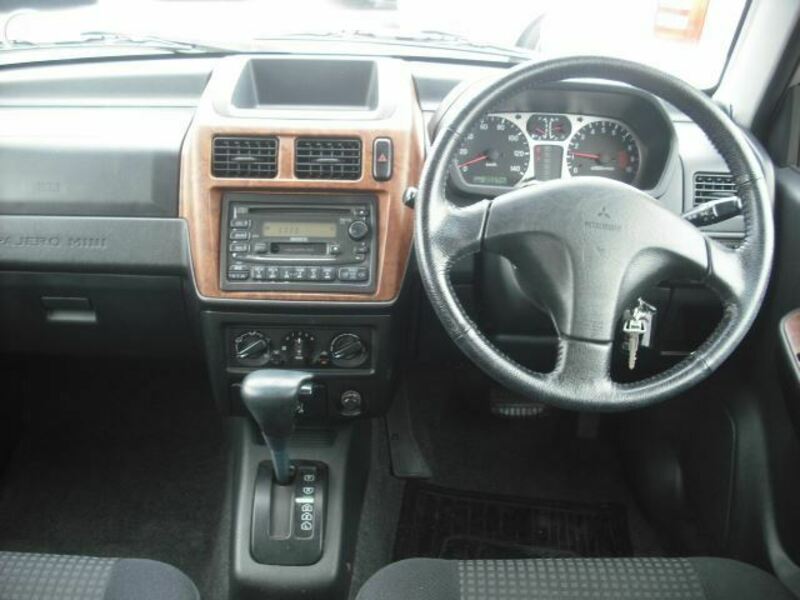 PAJERO MINI-11