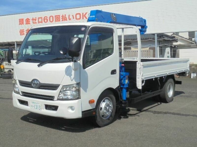 TOYOTA　DYNA