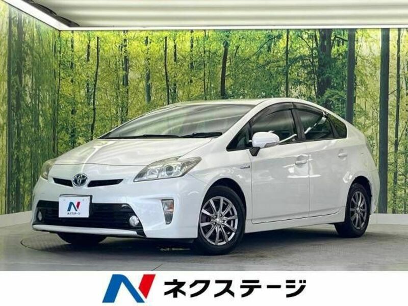 TOYOTA　PRIUS