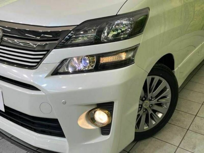 VELLFIRE-10