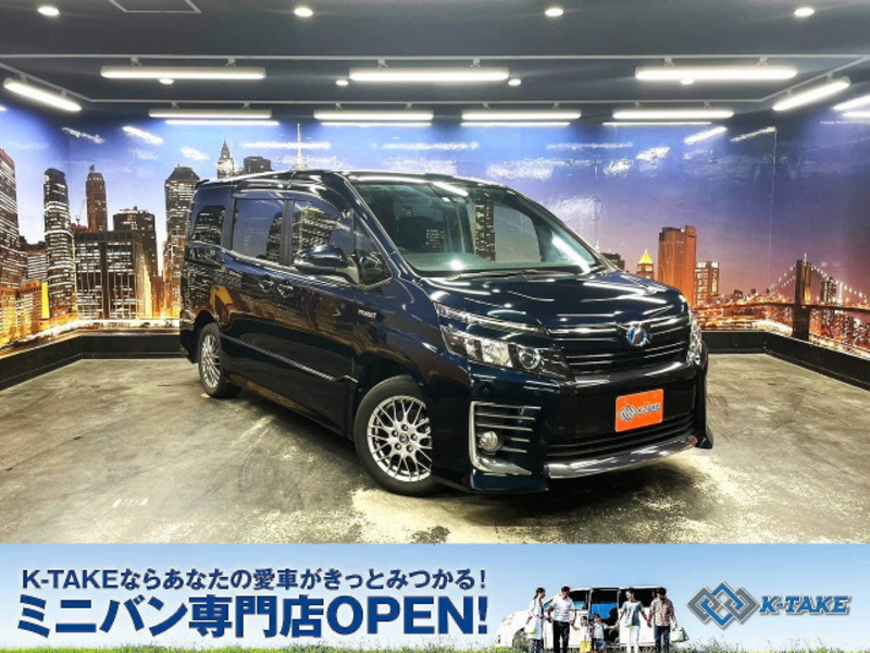 TOYOTA　VOXY