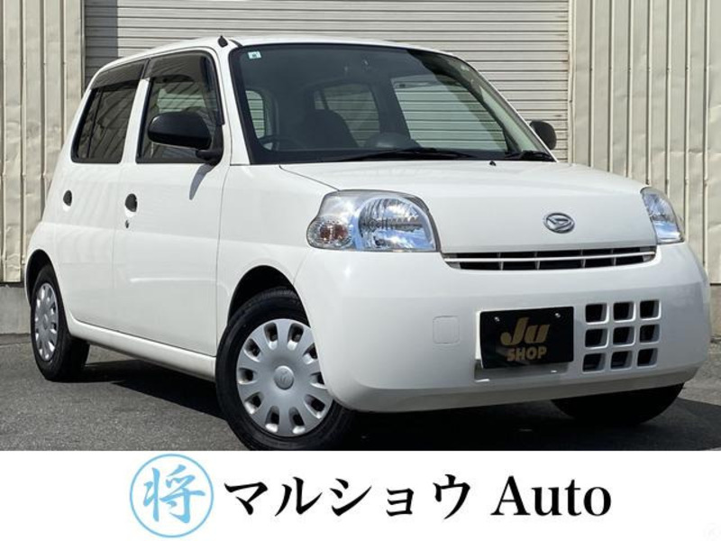 DAIHATSU　ESSE