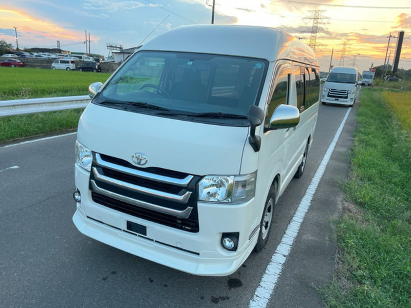 HIACE VAN-8