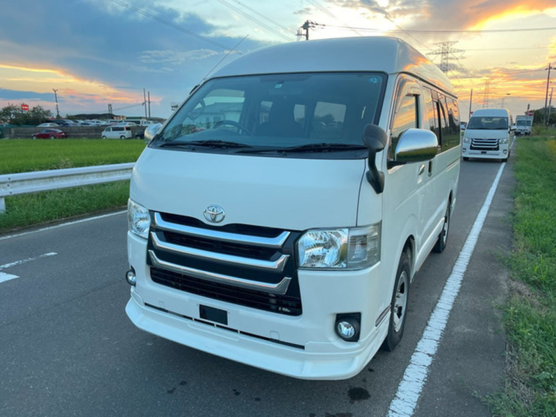 HIACE VAN-7