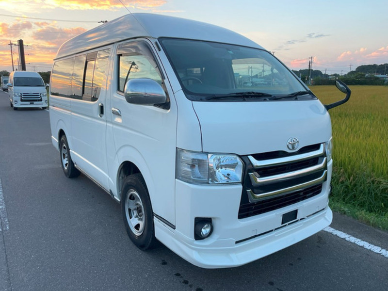 HIACE VAN-4