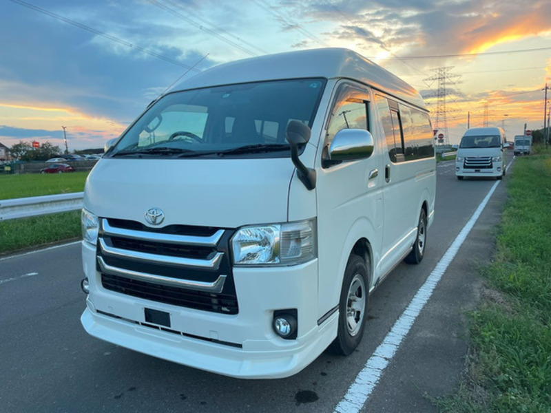 HIACE VAN-10