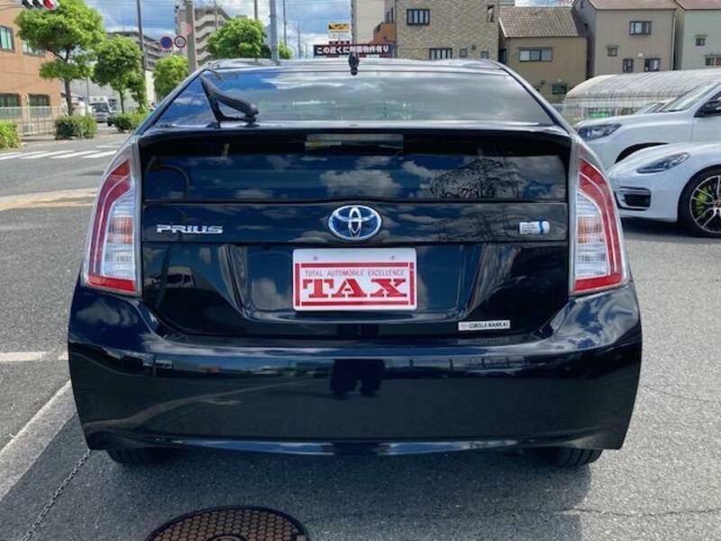 PRIUS-4