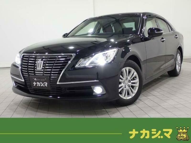 TOYOTA　CROWN